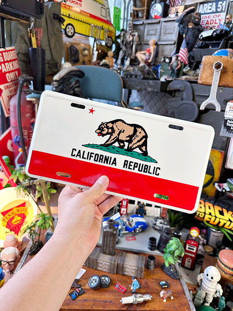 カリフォルニア州旗　ライセンスプレート ■ アメリカン雑貨 アメリカ雑貨 |  | 03