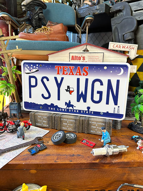 映画　キル・ビル　プッシーワゴン　ライセンスプレート ■ アメリカ雑貨 アメリカン雑貨 |  | 04