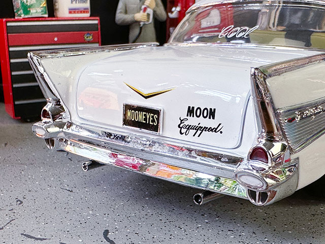 ムーンアイズ限定 M2ミニカー 1957年シボレー ベルエア ハードトップ