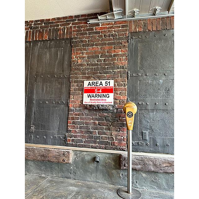 エリア51の警告看板　アルミサインボード　（GROOM LAKE）　■　アメリカン雑貨　アメリカ雑貨 |  | 02