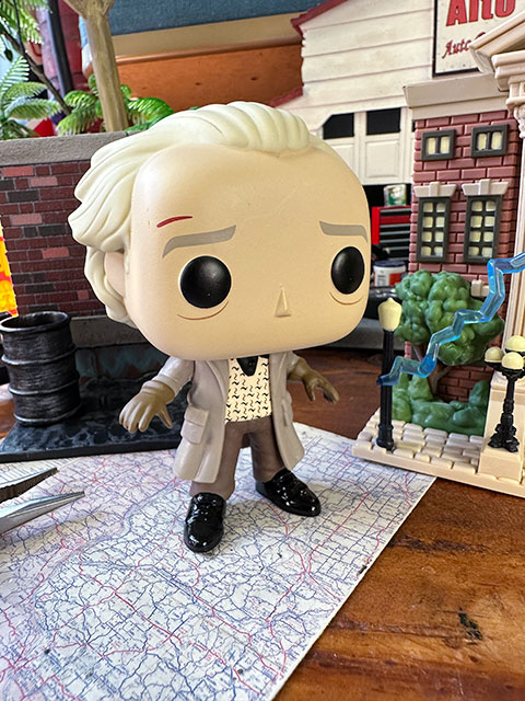 ファンコポップ　ドク with ヒルバレーの時計台　フィギュア　映画「バック・トゥ・ザ・フューチャー」　クロックタワー　FUNKO POP!