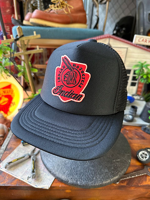 インディアンモーターサイクル　メッシュキャップ　（アローロゴ）　帽子色＝ブラック　■　アメリカン雑貨　アメリカ雑貨 |  | 05