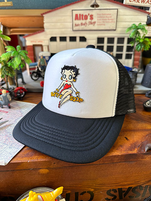 ベティ・ブープ　メッシュキャップ　帽子色＝ホワイト×ブラック ■ アメリカン雑貨 アメリカ雑貨 | 