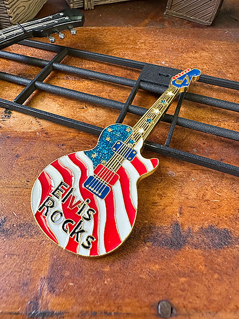 エルヴィス・プレスリー　ギター　メタル　マグネット ■ アメリカン雑貨 アメリカ雑貨 | 