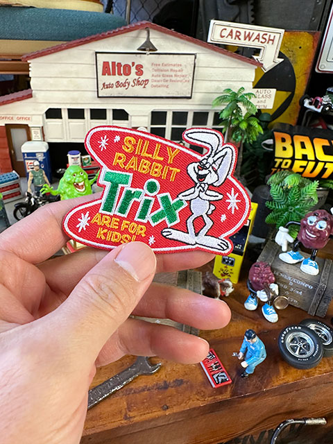 カンパニーワッペン　（トリックス）　ジェネラルミルズ　シリアル　■ アメリカン雑貨 アメリカ雑貨 |  | 02