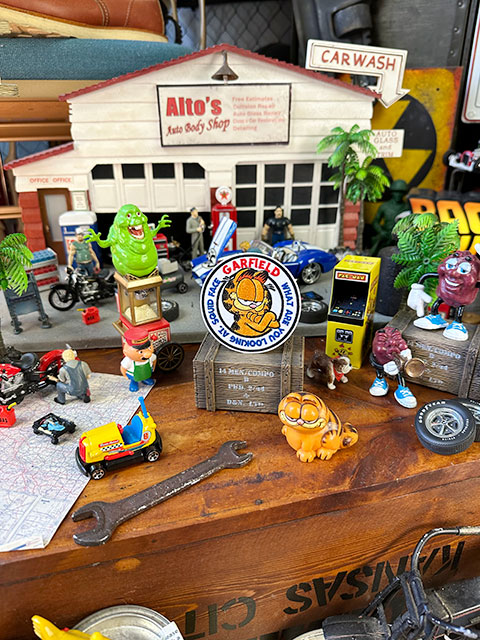 ガーフィールド　ワッペン　（腕組みポーズ）　■　アメリカン雑貨　アメリカ雑貨 |  | 01