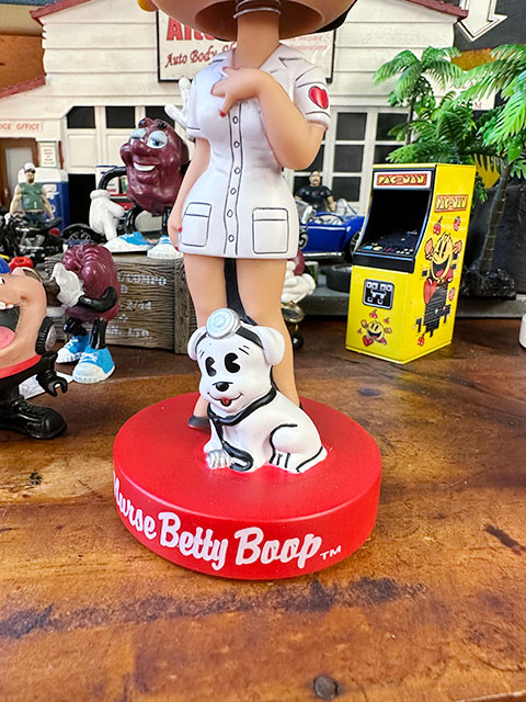 FUNKO ファンコ ナースベティ ボビングヘッド ベティ・ブープ