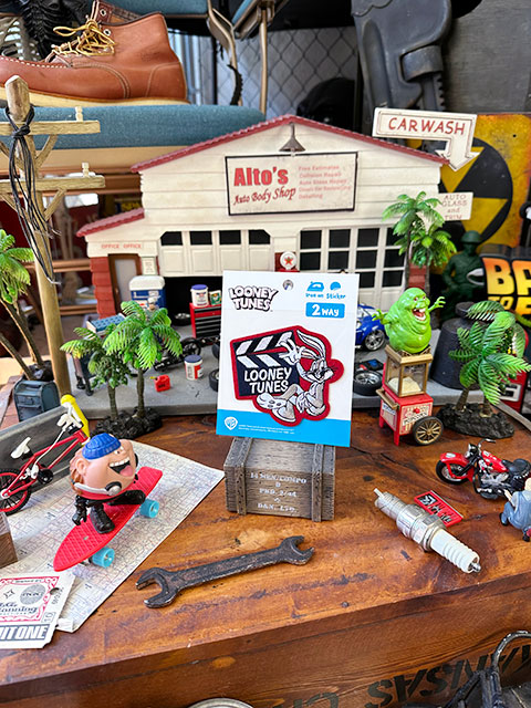 ルーニーテューンズ　キャラクター　2WAY　シールワッペン　（バッグス・バニー）　■　アメリカン雑貨　アメリカ雑貨 |  | 01