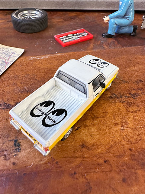 ターマックワークス×ムーンアイズ　コラボミニカー　フォルクス・ワーゲン　キャディ　ムーンイクイップド　1/64スケール |  | 06