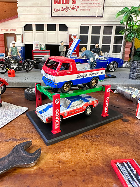 テキサコ　4ポストリフト　1/64スケール　リミテッドエディション　※ミニカーは付属しません ■ アメリカン雑貨 アメリカ雑貨 |  | 05