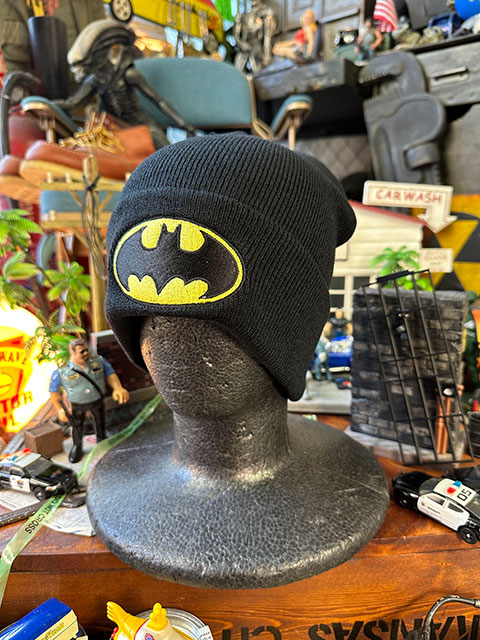バットマン　刺繍ロゴ　オフィシャル　ニットキャップ　ニット帽　ビーニー ■ アメリカン雑貨 アメリカ雑貨 | 
