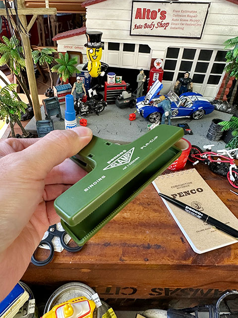 PENCO　ペンコ　プラクリップ　（カーキ）　単品　袋留め　ペーパークリップ　ブッククリップ　教科書クリップ　HIGHTIDE　ハイタイド |  | 04