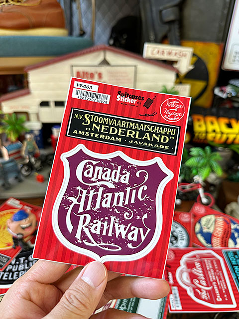 スーツケースステッカー　（#003/ATLANTIC）　トラベルステッカー　■ アメリカン雑貨 アメリカ雑貨 |  | 02