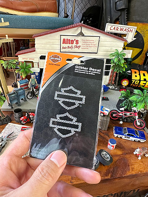 ハーレーダビッドソン　オフィシャルステッカー　グリッターデカール　（B&Sシルエット2P/ラインストーン）　アメリカン雑貨　アメリカ雑貨 | Harley Davidson | 02