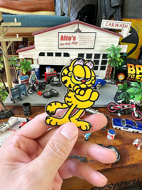 ガーフィールド　ワッペン　（スタンディングポーズ）　■　アメリカン雑貨　アメリカ雑貨 爆買 |  | 02