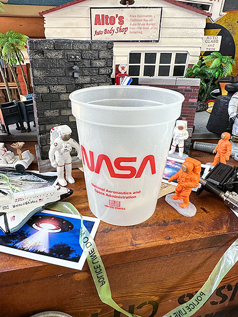暗闇で光る！　蓄光　NASA　アストロ　グロー　カップ　MADE IN U.S.A. ■ アメリカン雑貨 アメリカ雑貨｜candytower