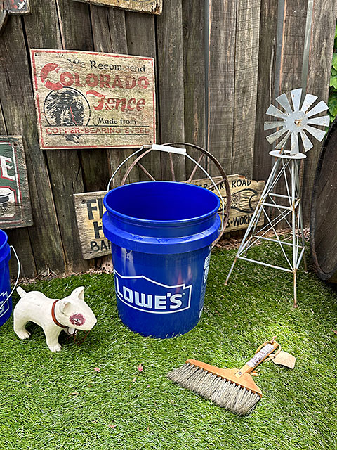 LOWE'S　ロウズ　5ガロン　ガレージバケツ　MADE IN U.S.A.　容量18L ■ アメリカン雑貨 アメリカ雑貨 |  | 05