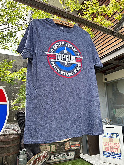 トップガン マーヴェリック トム・クルーズ グッズ TOP GUN トップガン オフィシャルTシャツ WEAPONS SCHOOL トム