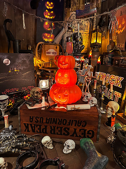 パンプキンランタン　トリプルフェイス　（Sサイズ）　ハロウィン　ジャック・オ・ランタン　3連ランタン　カボチャ |  | 02