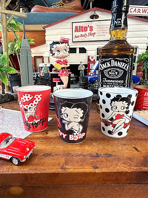 ベティ・ブープ　ショットグラス　3本セット　（レッド＆ブラック）　■ アメリカン雑貨 アメリカ雑貨 | 