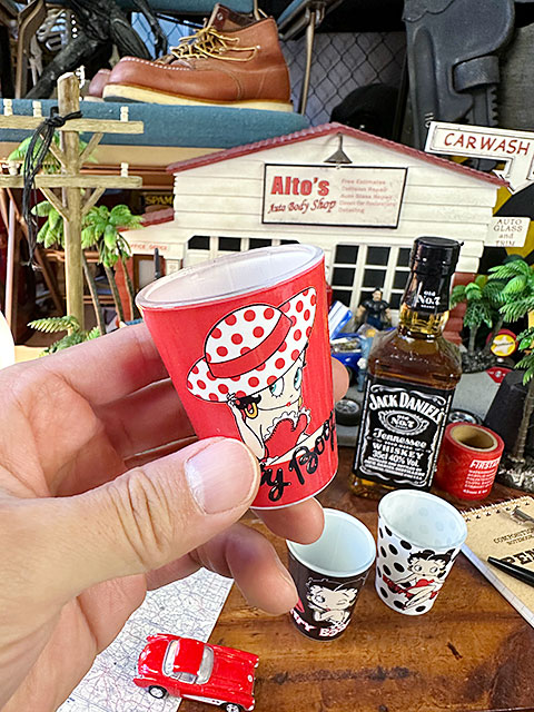 ベティ・ブープ　ショットグラス　3本セット　（レッド＆ブラック）　■ アメリカン雑貨 アメリカ雑貨 |  | 01