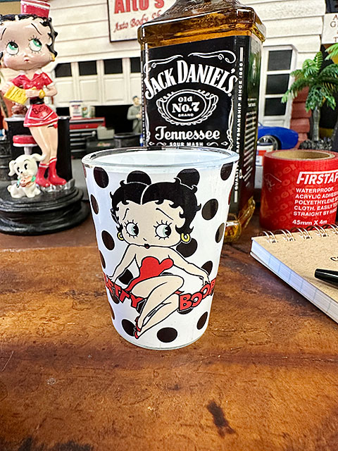 ベティ・ブープ　ショットグラス　3本セット　（レッド＆ブラック）　■ アメリカン雑貨 アメリカ雑貨 |  | 03