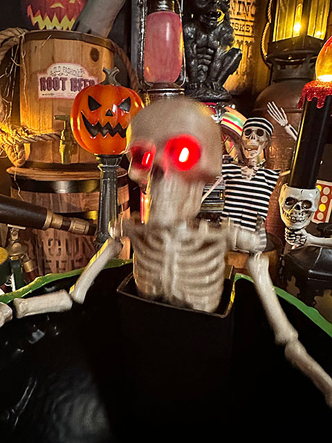 センサーで反応してしゃべる！動く！ムービング　ホラーキャンディポット　スケルトン ■ アメリカン雑貨 アメリカ雑貨 ハロウィン |  | 04