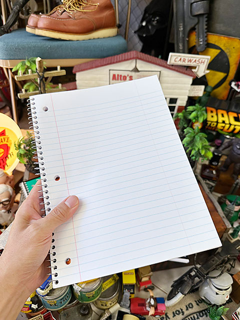 アメリカのカレッジノート　（4冊セット）　MADE IN U.S.A.　10.5 in×8 in　/　26.7cm×20.3cm　コイル　リングノート |  | 01