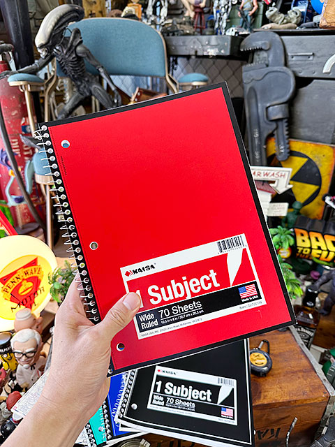 アメリカのカレッジノート　（4冊セット）　MADE IN U.S.A.　10.5 in×8 in　/　26.7cm×20.3cm　コイル　リングノート |  | 04