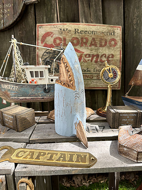 口開けシャーク　ウッドオブジェ ■ アメリカン雑貨 アメリカ雑貨 |  | 05