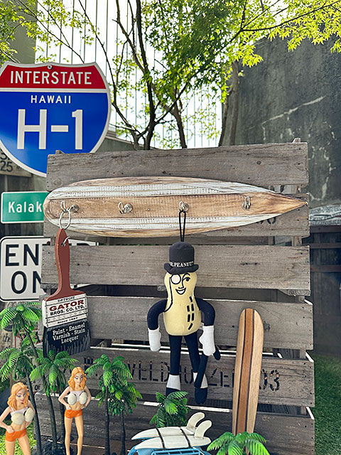 サーフボード　ウッド製　フックボード　（ブラウン/ホワイトライン）　■　アメリカン雑貨　アメリカ雑貨 | 