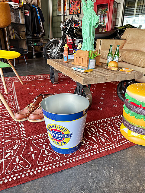 シボレー　トラッシュカン　ゴミ箱 ■ アメリカン雑貨 アメリカ雑貨 |  | 04