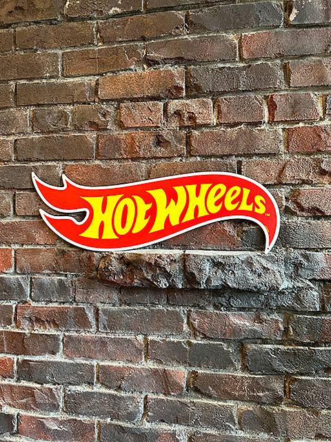 ホットウィール　ダイカットロゴ　メタルサイン　HOT WHEELS ■ アメリカン雑貨 アメリカ雑貨 |  | 02