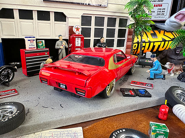 Jada 1972年 プリムス GTX ダイキャストミニカー 1/24スケール