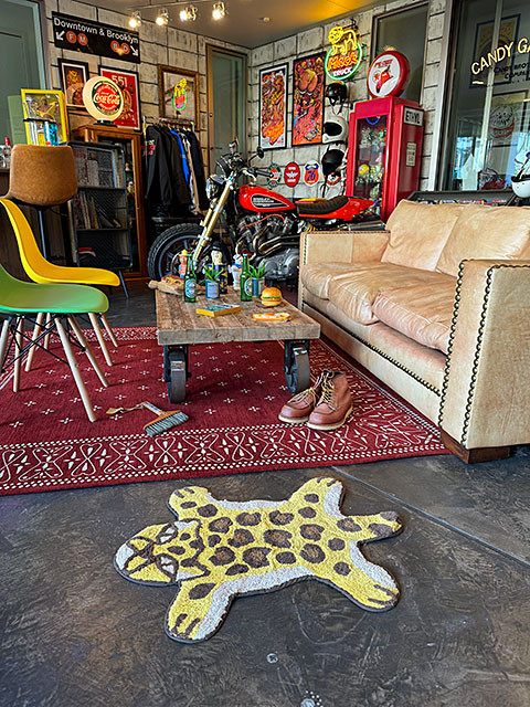 金持ちヒョウ柄じゅーたん　ヒョウマット　（Sサイズ）　ルームマットマット　室内用マット　■ アメリカン雑貨 アメリカ雑貨 |  | 02