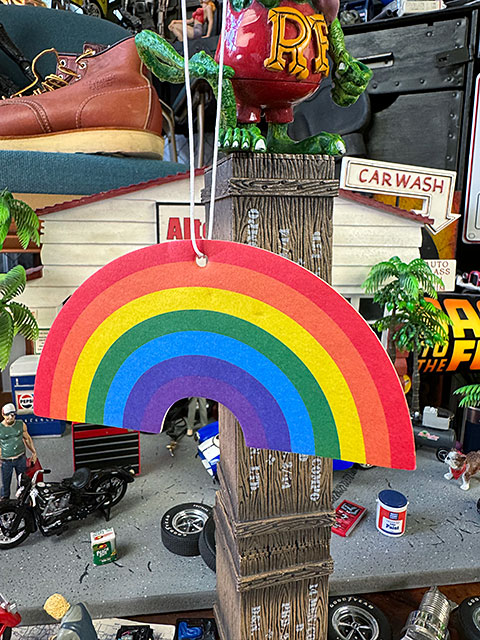 レインボー　エアーフレッシュナー　（ココナッツの香り）　■ アメリカン雑貨 アメリカ雑貨 |  | 02