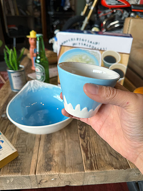絶景を眺めながらすする素麺　富士山　そうめん鉢セット　陶器製　そうめん鉢+そばちょこのセット ■ アメリカン雑貨 アメリカ雑貨 爆買 |  | 03
