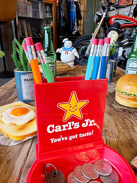 アメリカンヴィンテージ　ペンスタンド＆トレイ　（カールスジュニア）　■　アメリカン雑貨　アメリカ雑貨 |  | 02