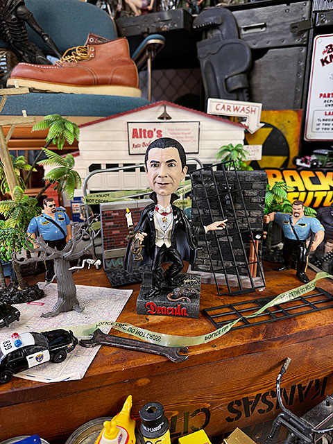 NECA ネカ ユニバーサルモンスターズ ドラキュラ伯爵 ヘッドノッカー