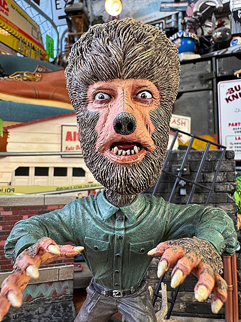 NECA　ネカ　ユニバーサルモンスターズ　狼男　ヘッドノッカー　オオカミ男　ローレンス・タルボット　ボビングヘッド |  | 01