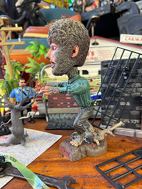 NECA　ネカ　ユニバーサルモンスターズ　狼男　ヘッドノッカー　オオカミ男　ローレンス・タルボット　ボビングヘッド |  | 06