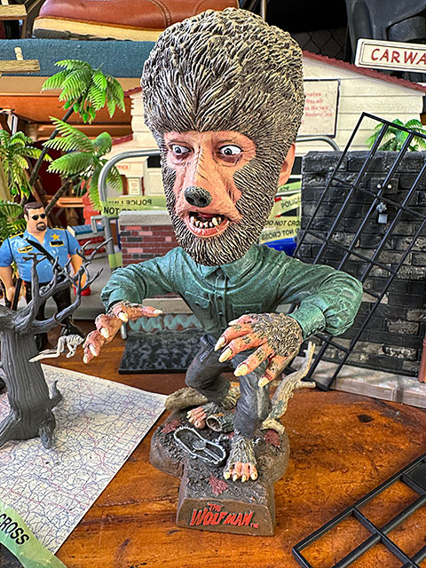 NECA　ネカ　ユニバーサルモンスターズ　狼男　ヘッドノッカー　オオカミ男　ローレンス・タルボット　ボビングヘッド |  | 11