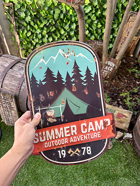 アウトドア　キャンプ　エンボスティンサイン　（サマーキャンプ）　ブリキ看板　■　アメリカン雑貨　アメリカ雑貨 |  | 04