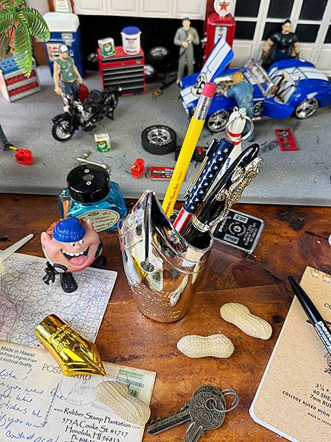 万年筆　ペン先　ペンスタンド　（シルバー）　ペンニブ　ペンホルダー　■ アメリカン雑貨 アメリカ雑貨 |  | 01