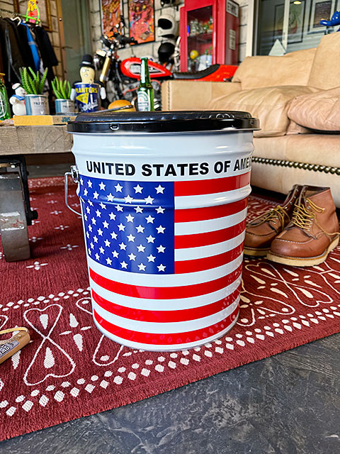 星条旗　オイル缶スツール　U.S.フラッグ ■ アメリカン雑貨 アメリカ雑貨 |  | 02