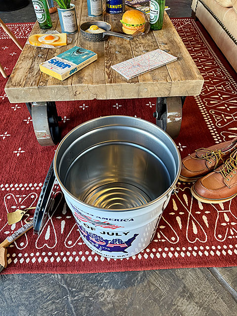 星条旗　オイル缶スツール　U.S.フラッグ ■ アメリカン雑貨 アメリカ雑貨 |  | 06