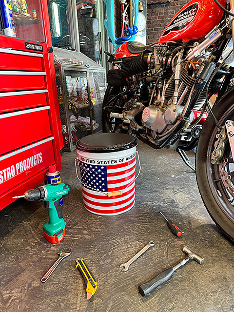 星条旗　オイル缶スツール　U.S.フラッグ ■ アメリカン雑貨 アメリカ雑貨 |  | 09