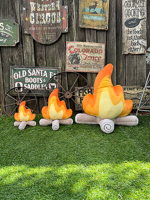 SNSでバズり中！ 焚き火 ぬいぐるみ ボンファイアー （3種セット/M/L