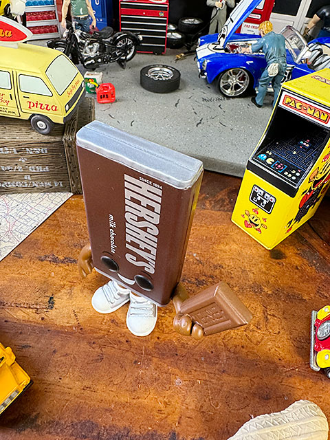 ファンコポップ　ハーシーズバー　チョコレート　フィギュア　FUNKO POP! ■ アメリカン雑貨 アメリカ雑貨 |  | 01