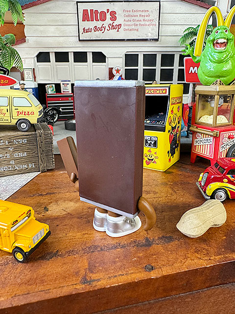 ファンコポップ　ハーシーズバー　チョコレート　フィギュア　FUNKO POP! ■ アメリカン雑貨 アメリカ雑貨 |  | 03